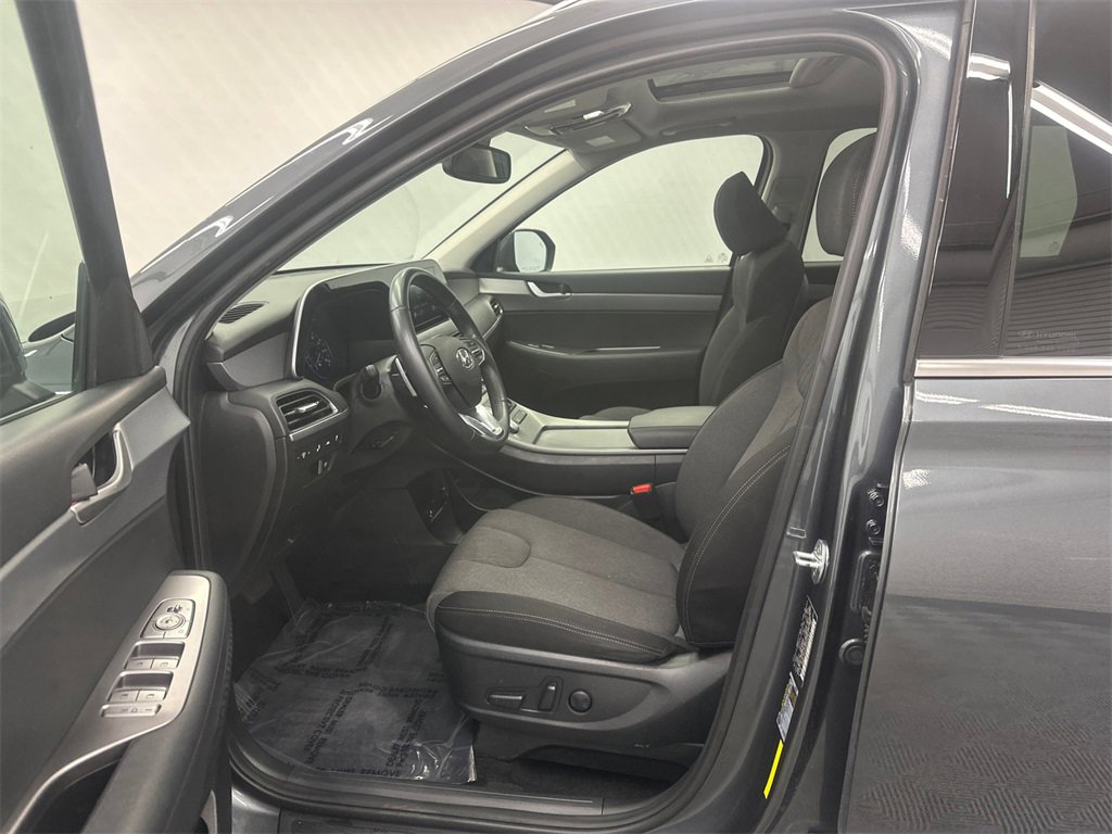 Used 2022 Hyundai Palisade SEL w/ Cargo Package image 9
