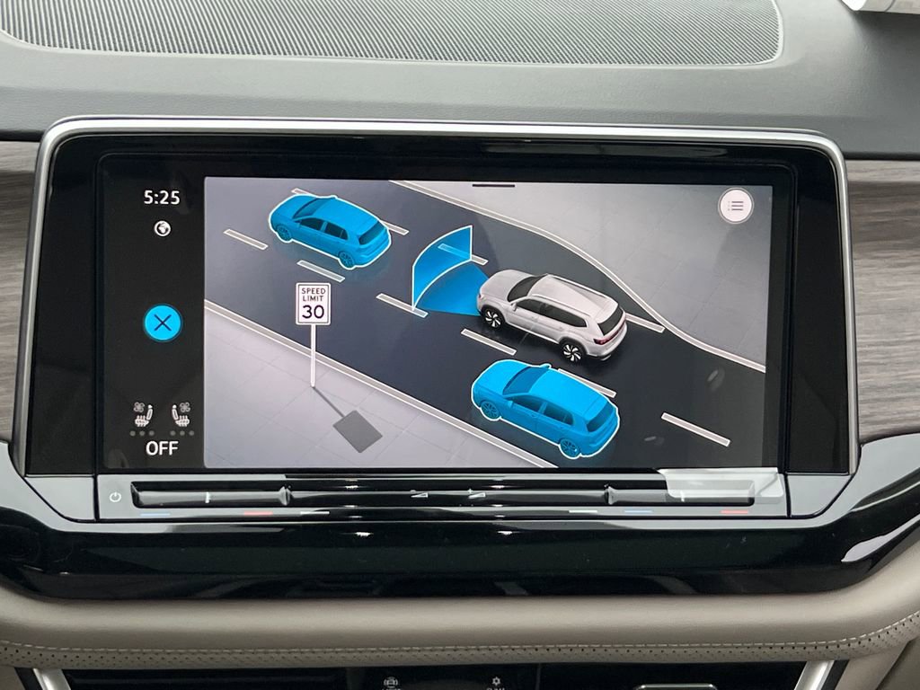 New 2026 Volkswagen Atlas SEL Premium R-Line image 19