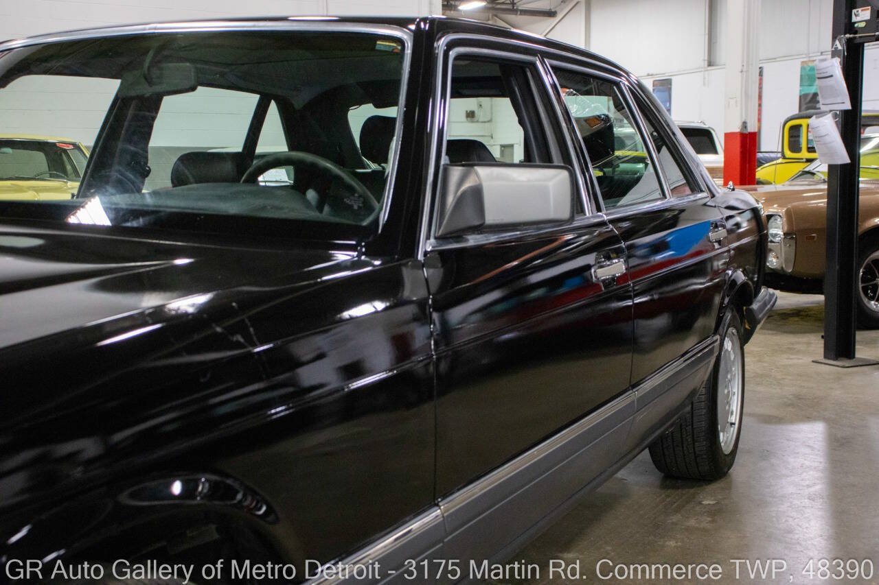 Used 1991 Mercedes-Benz 560 SEL image 21