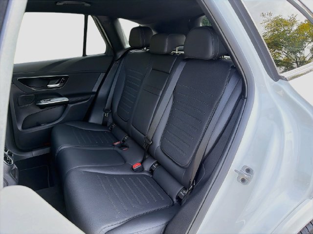 Certified 2026 Mercedes-Benz GLC 300 4MATIC image 24