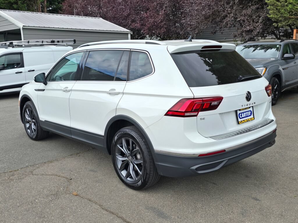 Used 2022 Volkswagen Tiguan SE AWD/4WD image 5