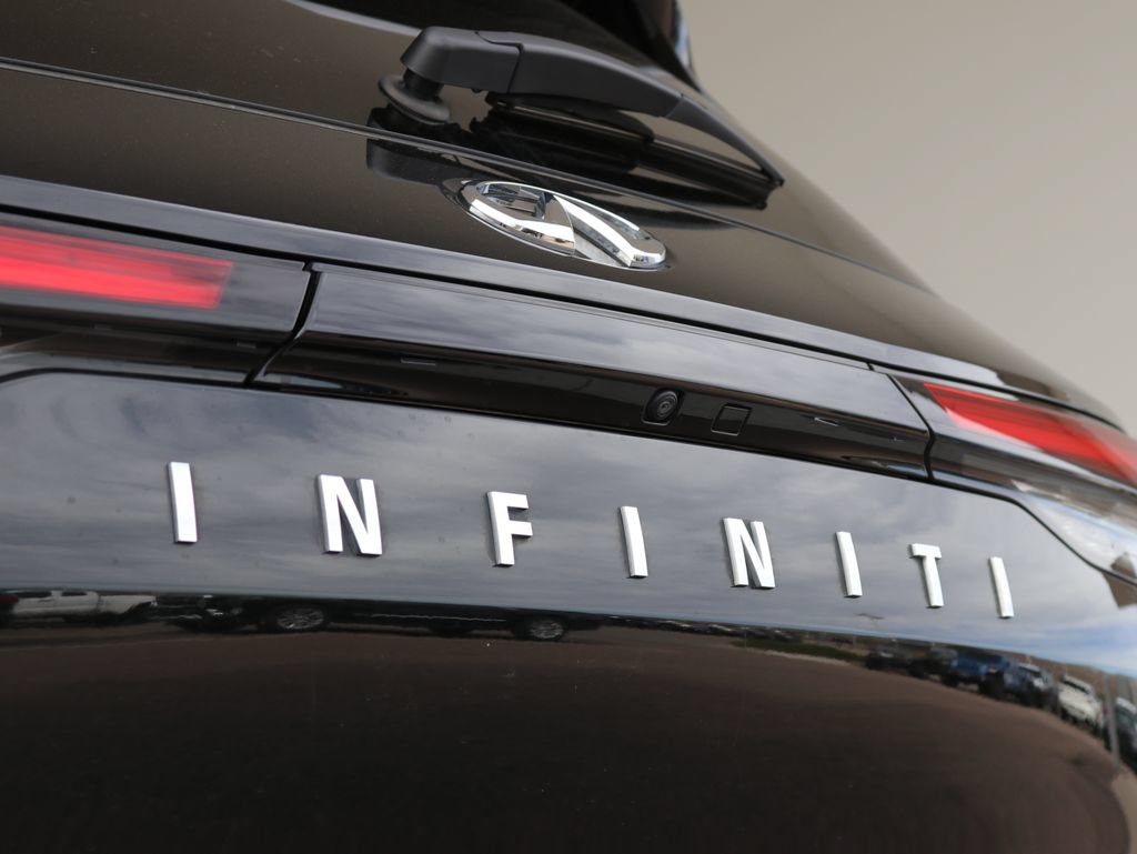 Certified 2025 INFINITI QX60 Pure AWD/4WD image 36