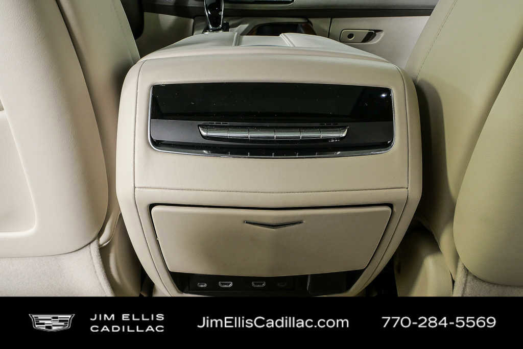 Used 2024 Cadillac Escalade ESV Sport Platinum w/ Heavy-Duty Trailer Package image 21