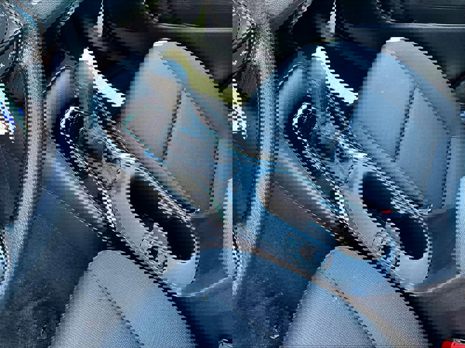 Used 2025 Toyota Corolla LE image 20