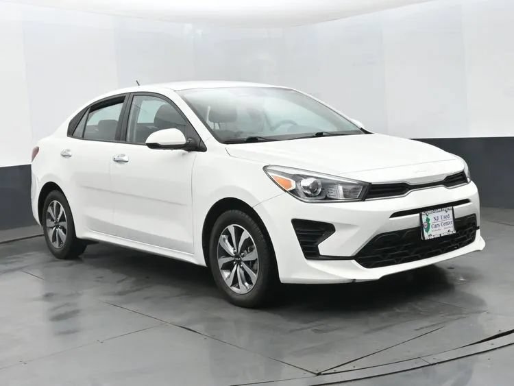 Used 2023 Kia Rio S w/ Technology Package FWD image 2