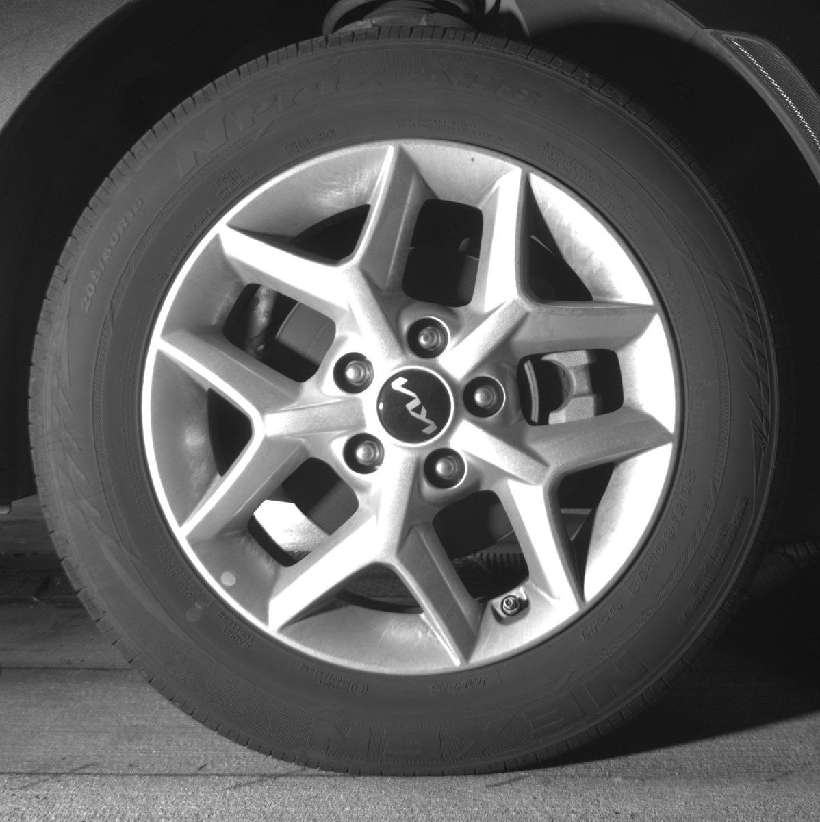 Used 2025 Kia Soul LX w/ LX Technology Package image 18