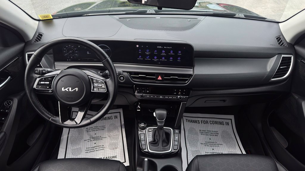 Used 2024 Kia Seltos EX AWD/4WD image 13