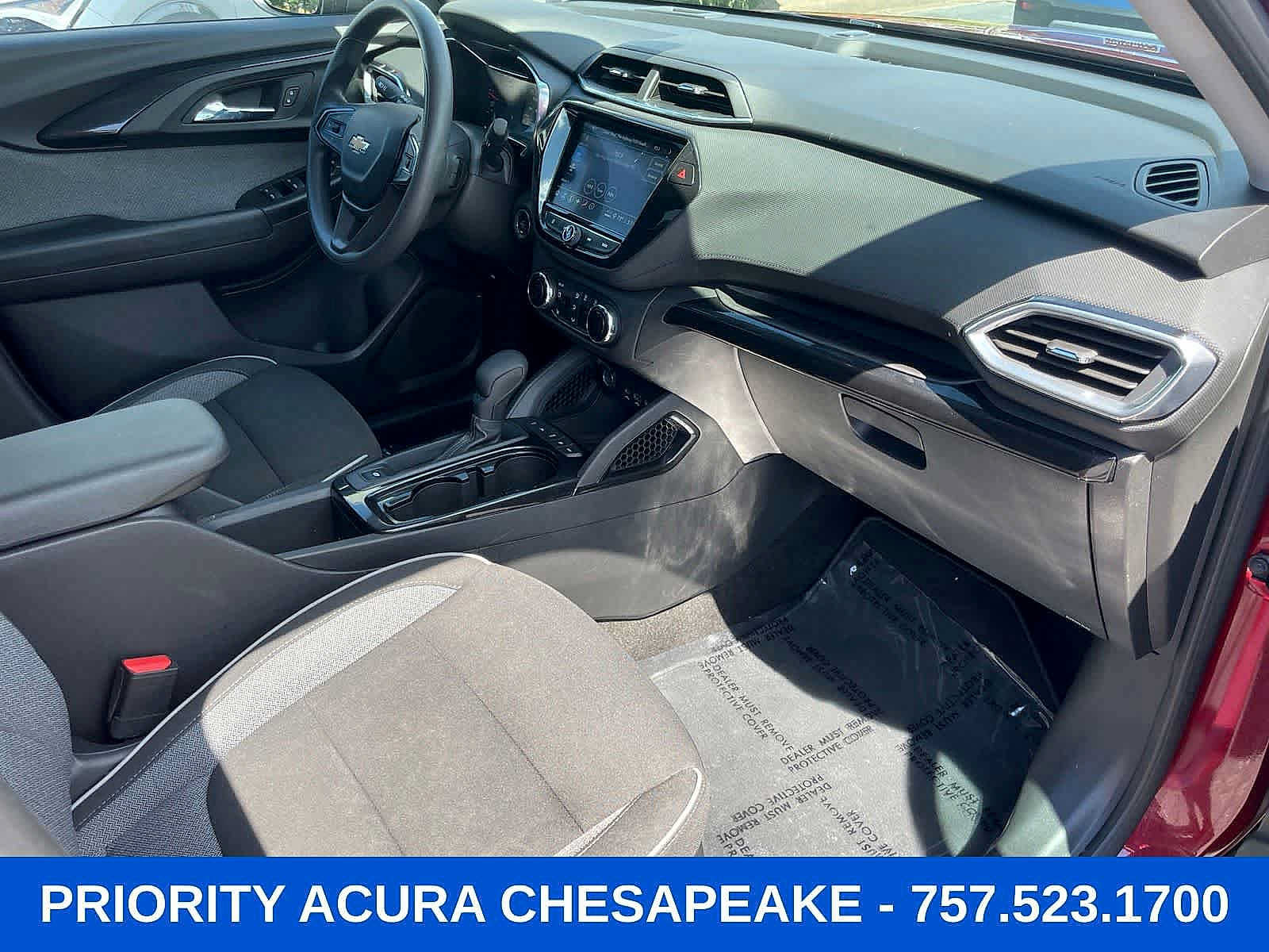 Used 2023 Chevrolet TrailBlazer LT w/ Convenience Package AWD/4WD image 24