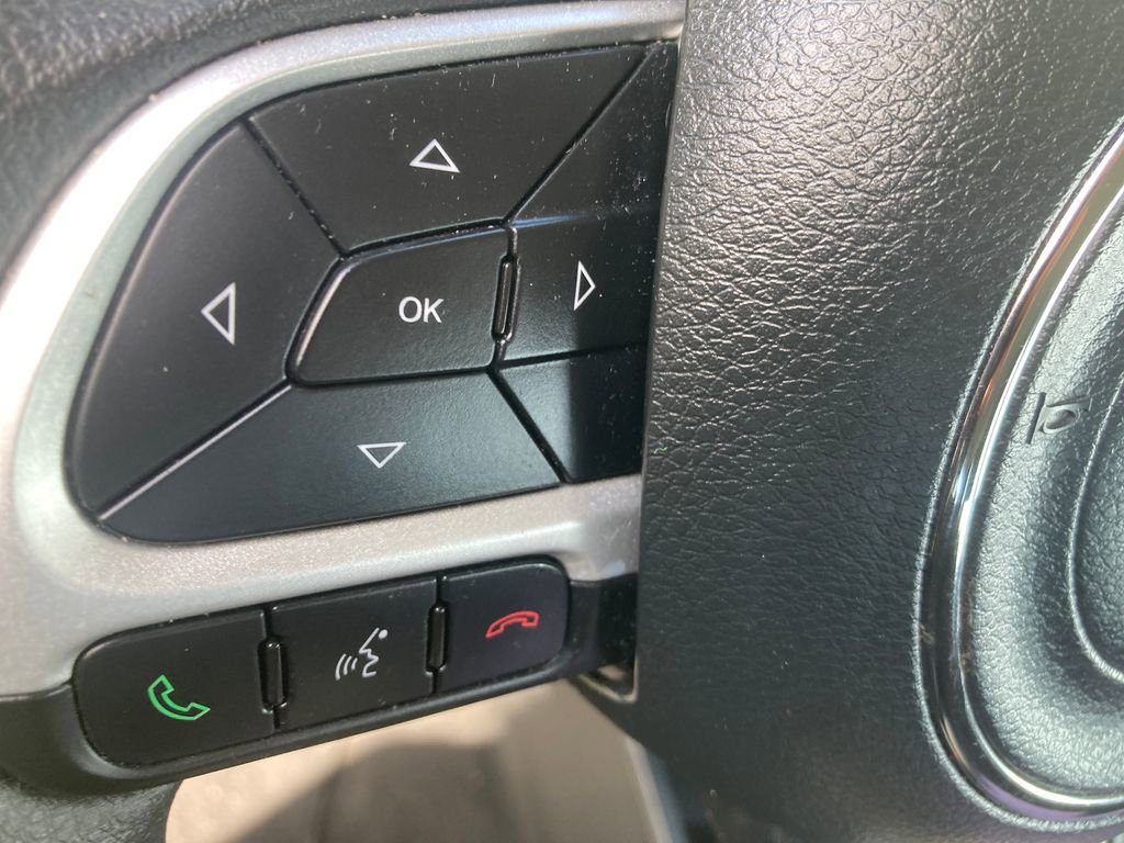 Used 2018 Jeep Renegade Sport w/ Power & Air Group image 36