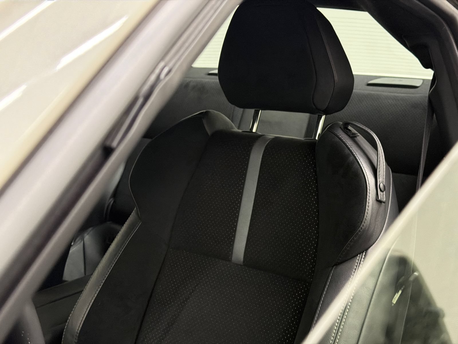 Used 2025 Toyota GR86 Premium RWD image 14