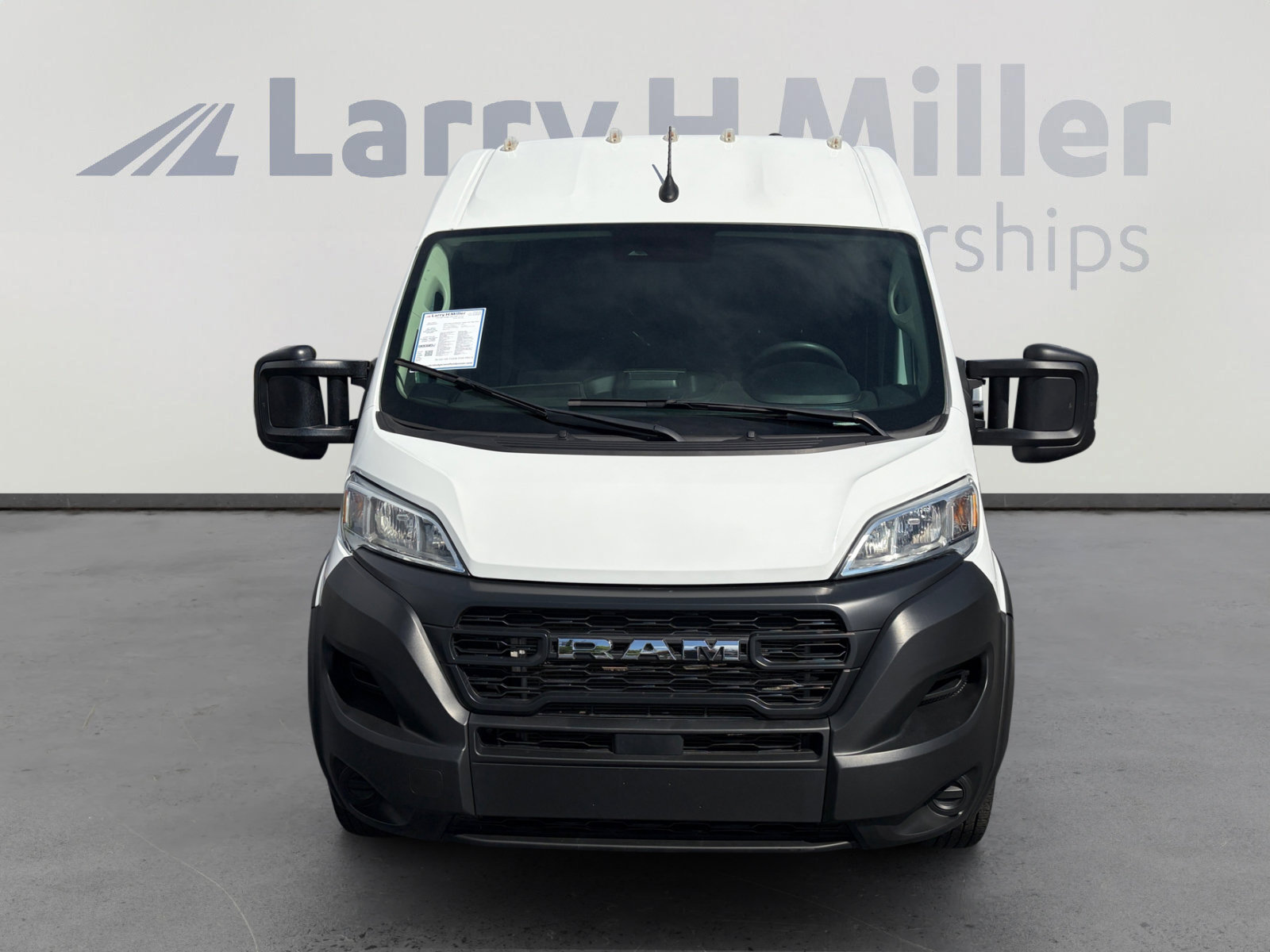 Used 2023 RAM ProMaster 2500 FWD image 8