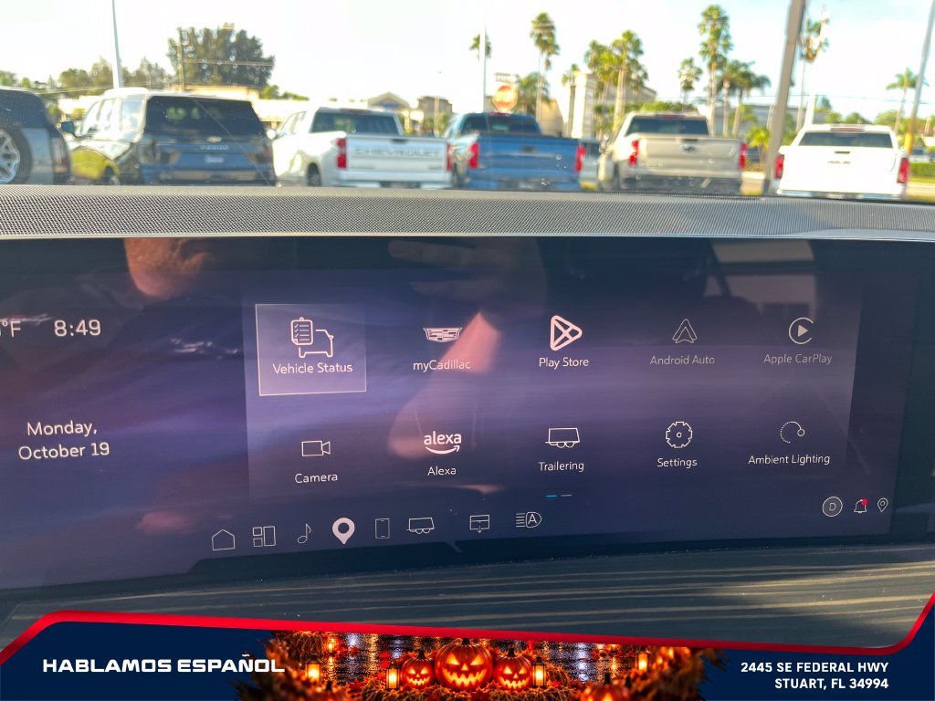 Used 2025 Cadillac Escalade Premium Luxury AWD/4WD image 22