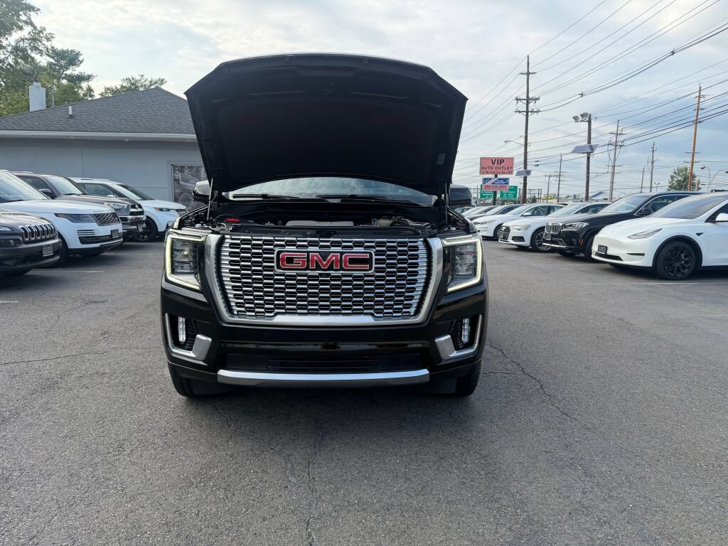 Used 2022 GMC Yukon XL Denali AWD/4WD image 35