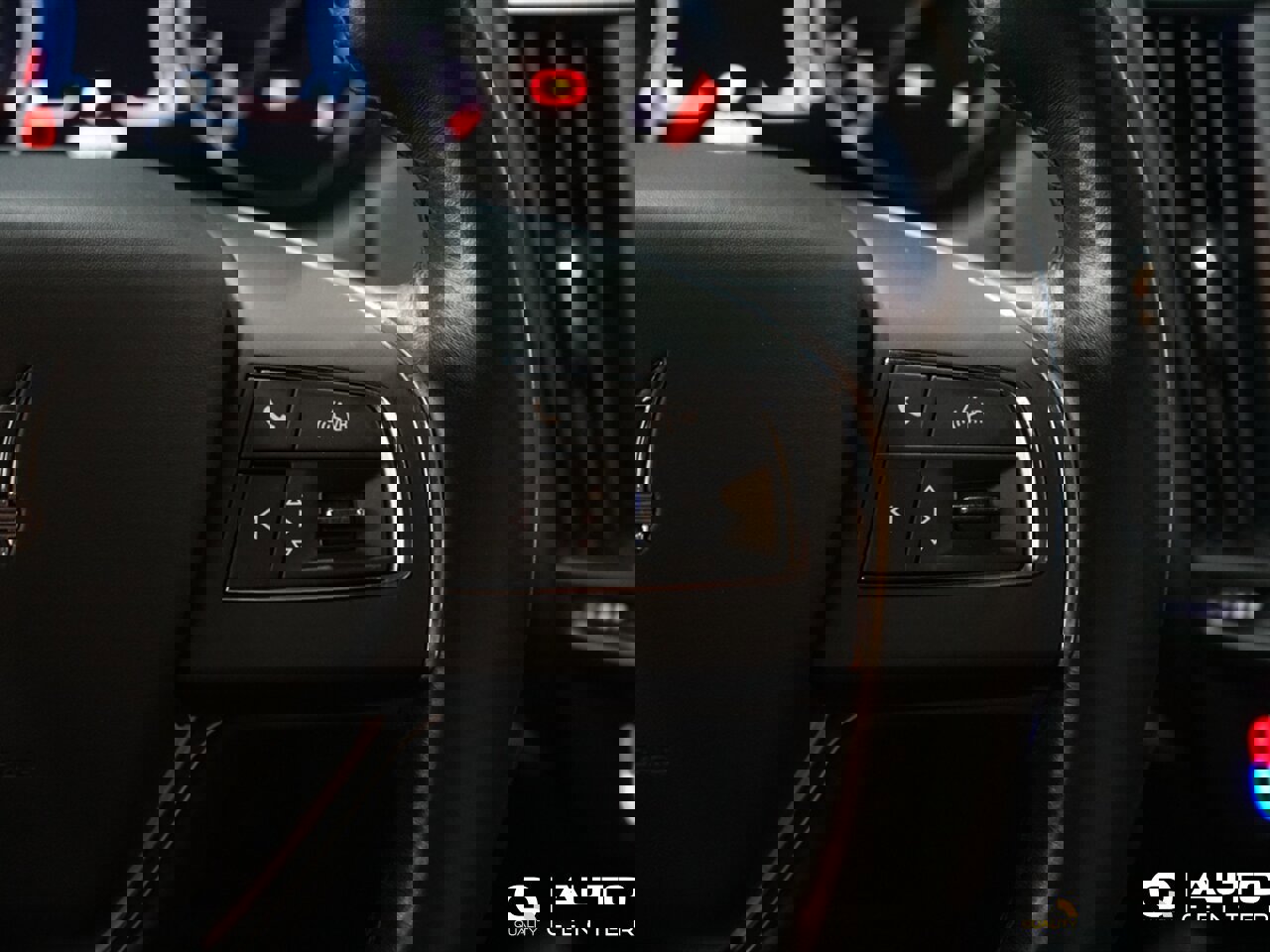 Used 2021 Maserati Levante GranLusso image 17