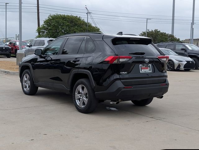 Used 2025 Toyota RAV4 XLE FWD image 8