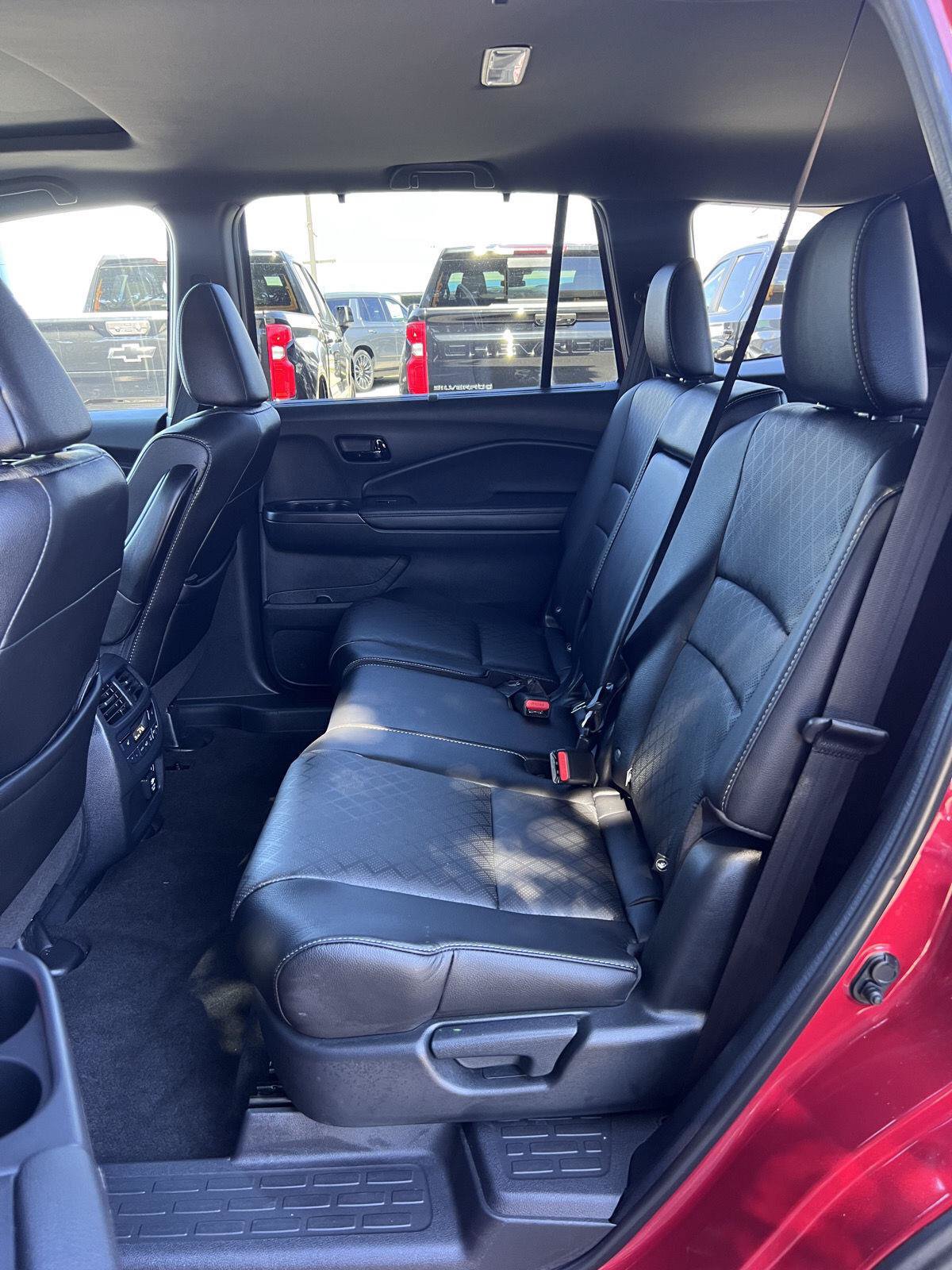 Used 2023 Honda Passport Elite image 28