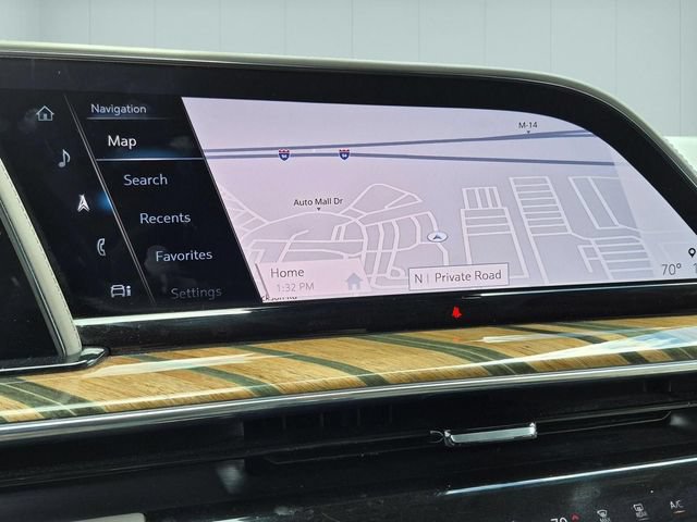 Certified 2021 Cadillac Escalade Premium Luxury Platinum AWD/4WD image 13