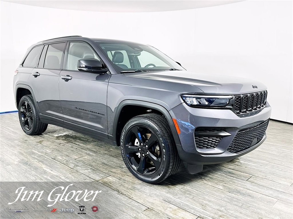 Used 2023 Jeep Grand Cherokee Altitude