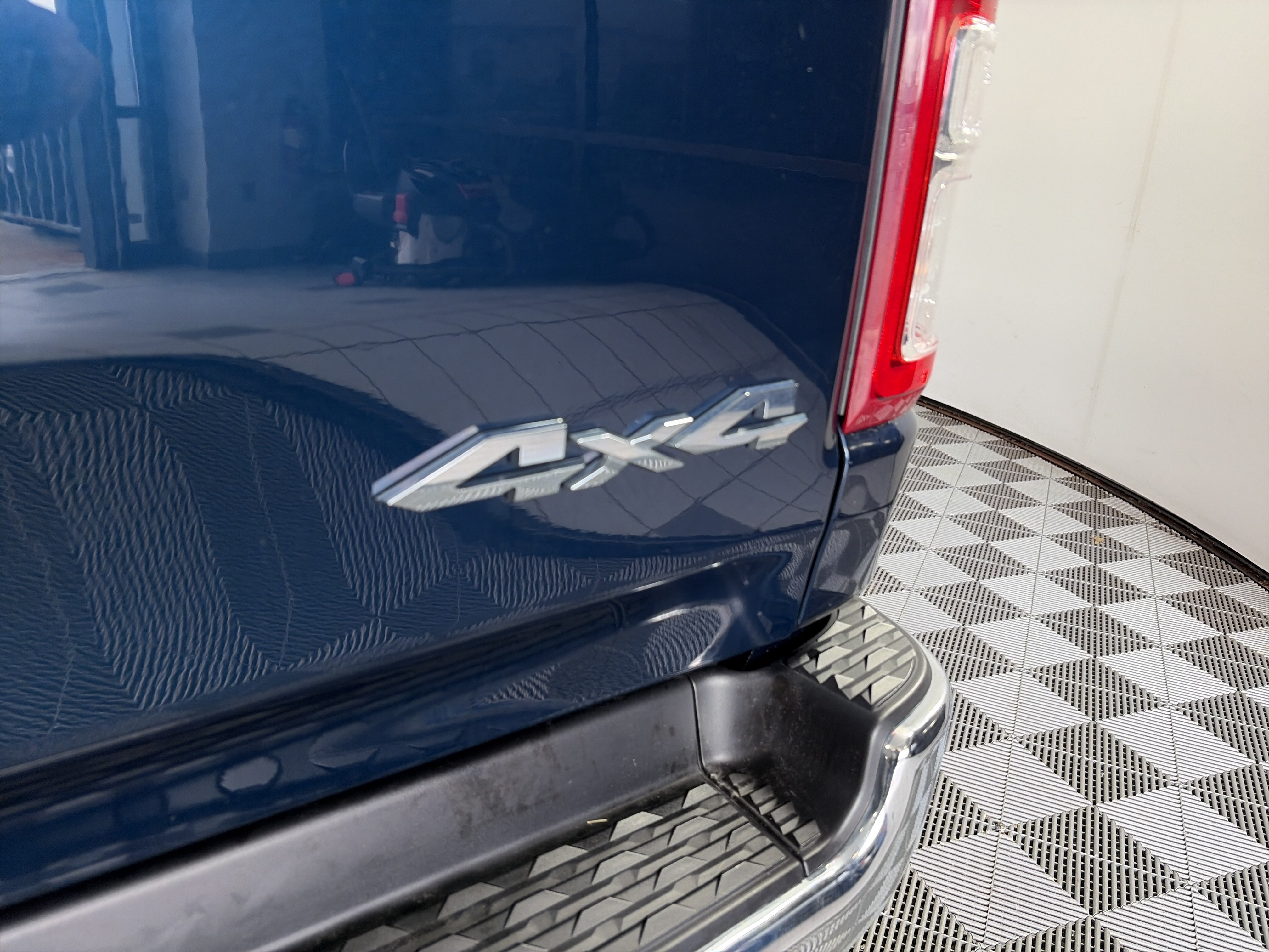 Used 2022 RAM 1500 Big Horn AWD/4WD image 16