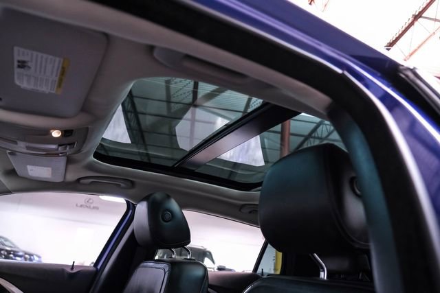 Used 2018 INFINITI QX30 Premium w/ Cargo Package image 5