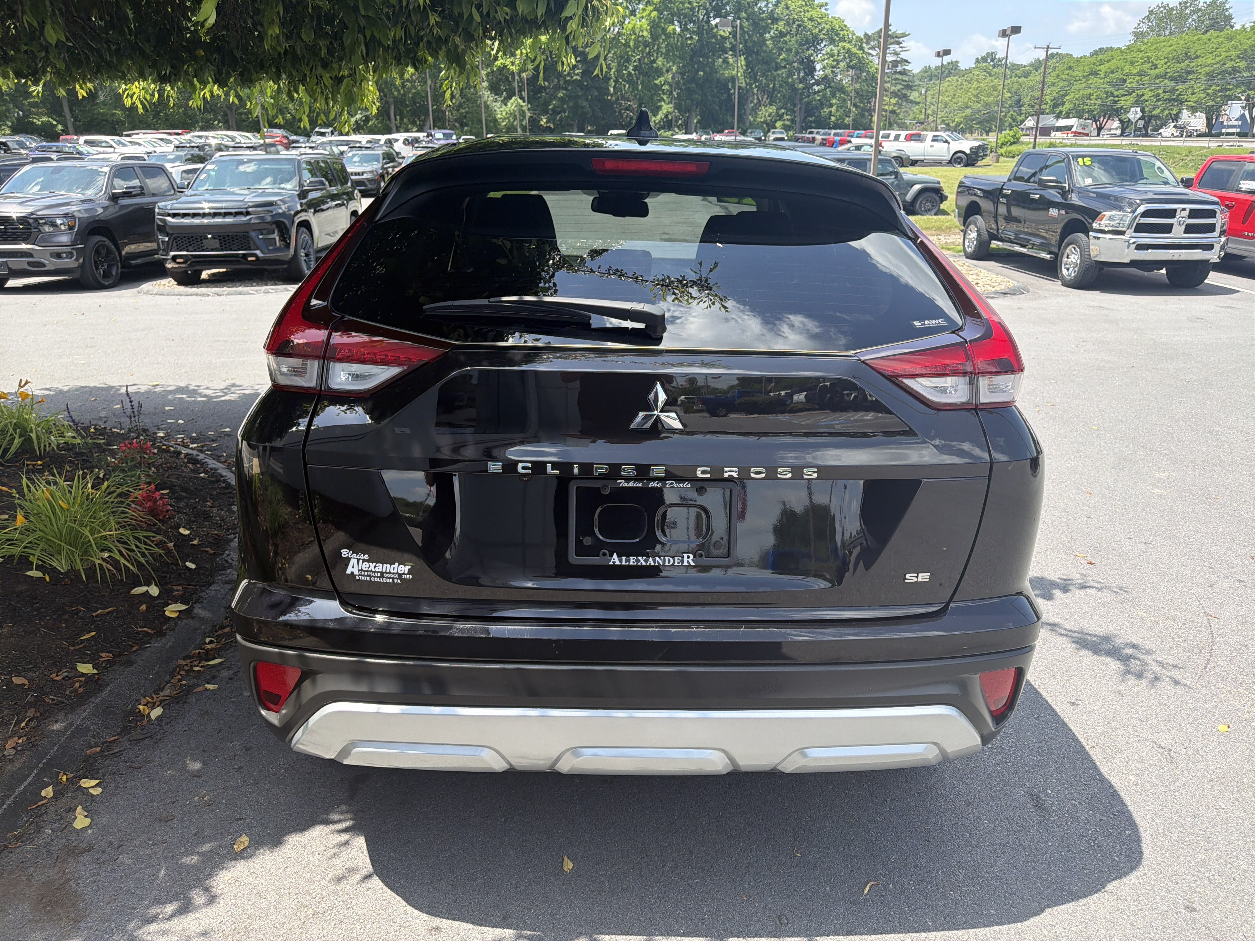 Used 2025 Mitsubishi Eclipse Cross SE AWD/4WD video 4