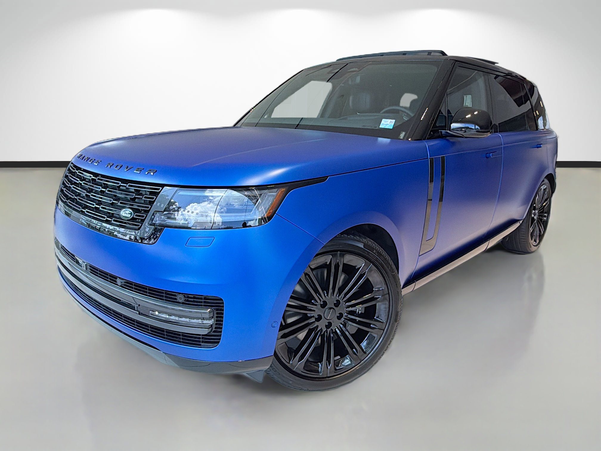 New 2026 Land Rover Range Rover Long Wheelbase Autobiography AWD/4WD image 1