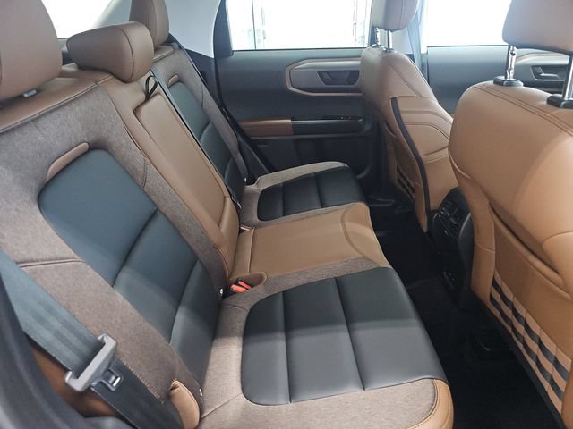 New 2026 Ford Bronco Sport Outer Banks w/ Outer Banks Tech Package+ AWD/4WD image 32