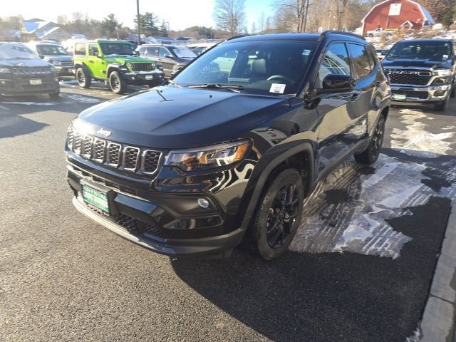 New 2026 Jeep Compass Latitude AWD/4WD image 3
