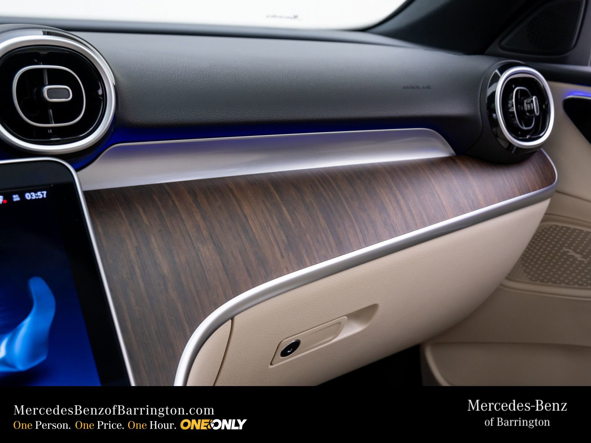 New 2026 Mercedes-Benz C 300 4MATIC Sedan image 30