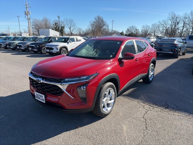 New 2026 Chevrolet Trax LS w/ LS Convenience Package image 2