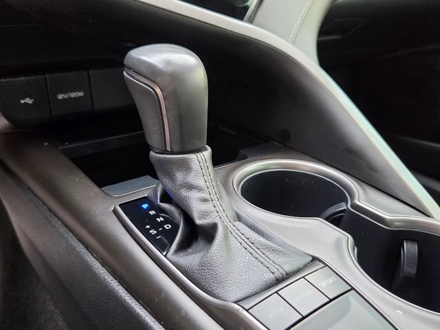 Used 2024 Toyota Camry SE w/ Convenience Package FWD image 21