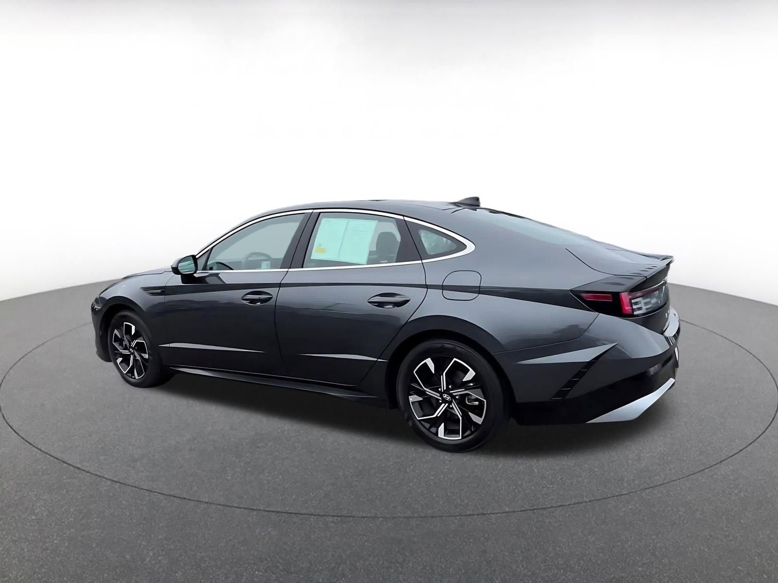 Used 2025 Hyundai Sonata SEL image 10