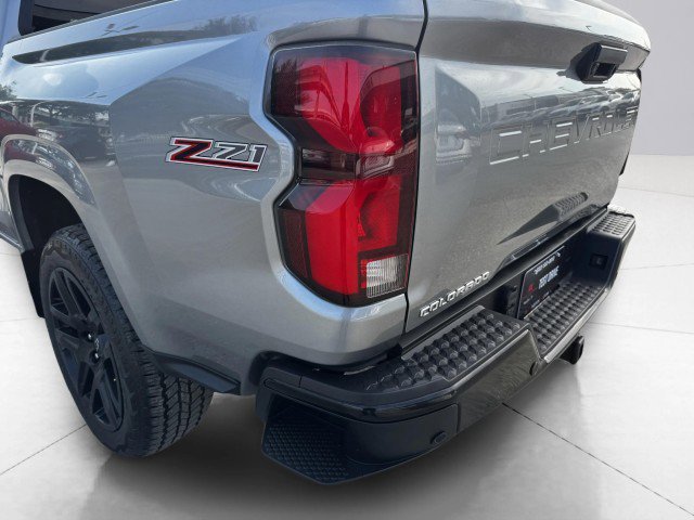 Used 2025 Chevrolet Colorado Z71 w/ Z71 Convenience Package 2 image 16