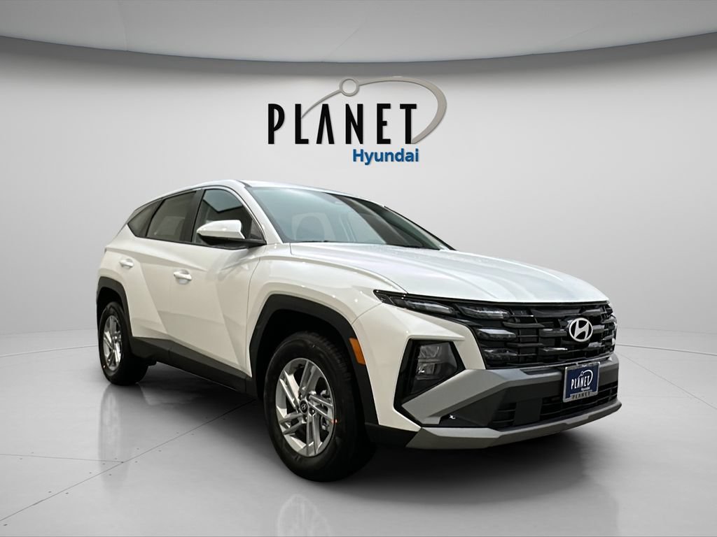 New 2026 Hyundai Tucson SE