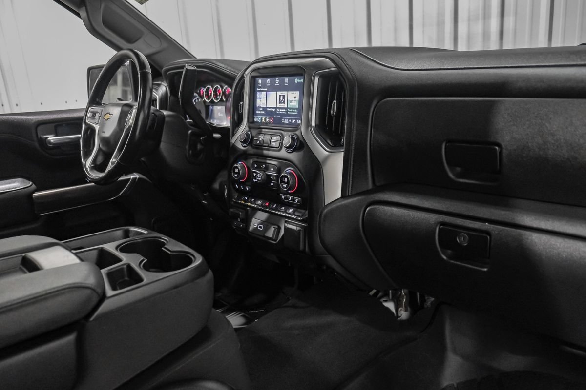 Used 2021 Chevrolet Silverado 1500 LTZ RWD image 12