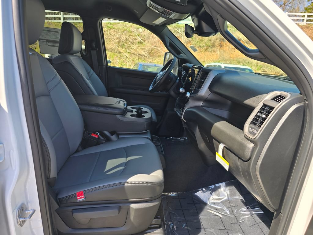 New 2026 RAM 3500 Tradesman AWD/4WD image 23