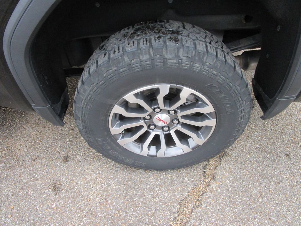 Used 2020 GMC Sierra 1500 AT4 w/ AT4 Premium Package image 15