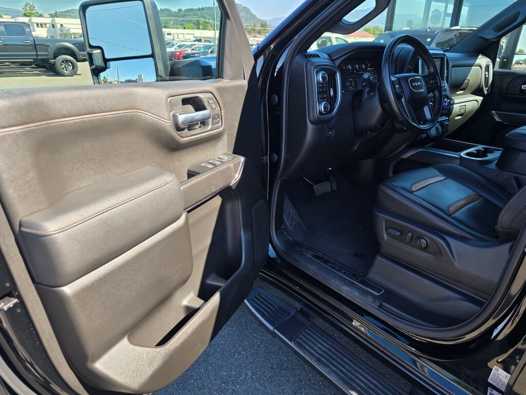 Used 2021 GMC Sierra 1500 AT4 AWD/4WD image 17