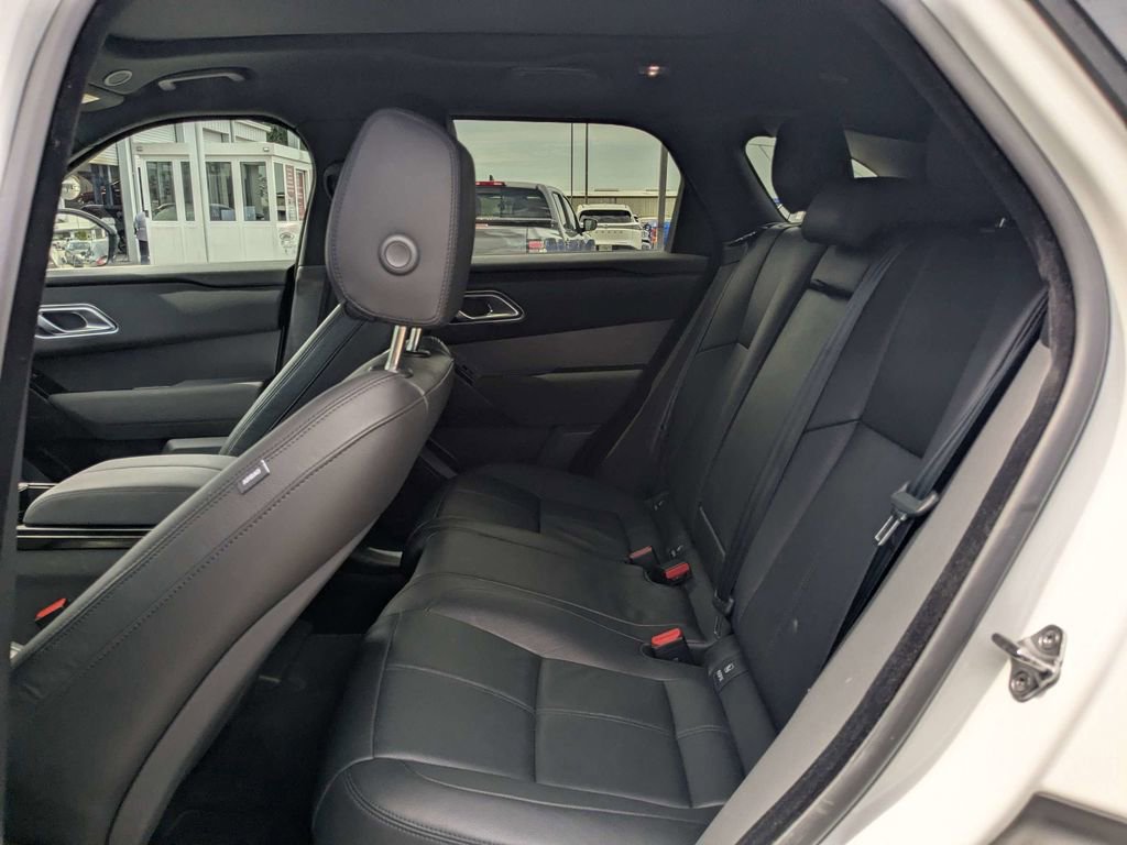 Used 2025 Land Rover Range Rover Velar Dynamic SE AWD/4WD image 14