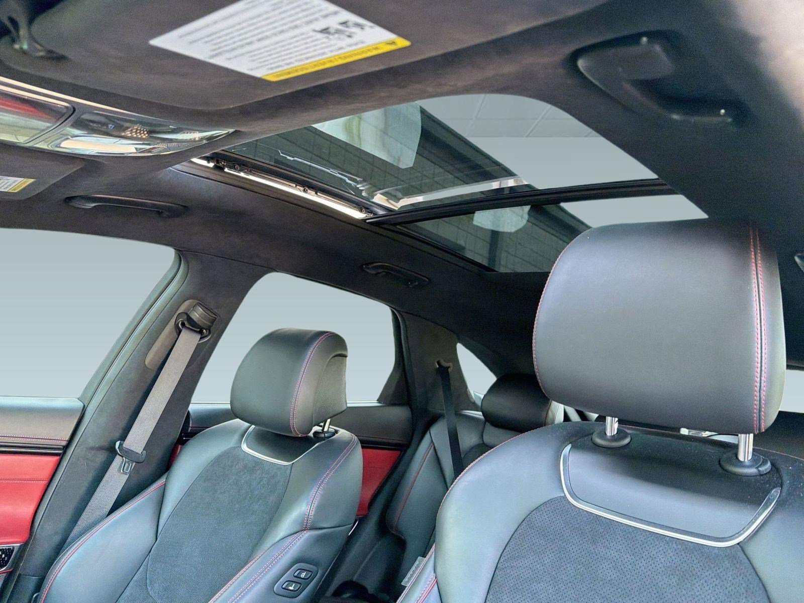 Used 2022 Genesis GV70 3.5T Sport w/ Sport Prestige Package image 16