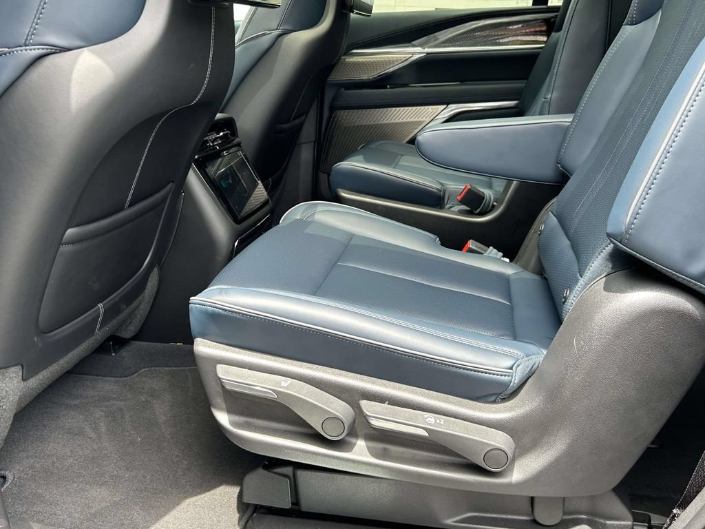 New 2026 Cadillac Escalade IQL Sport 2 AWD/4WD image 14