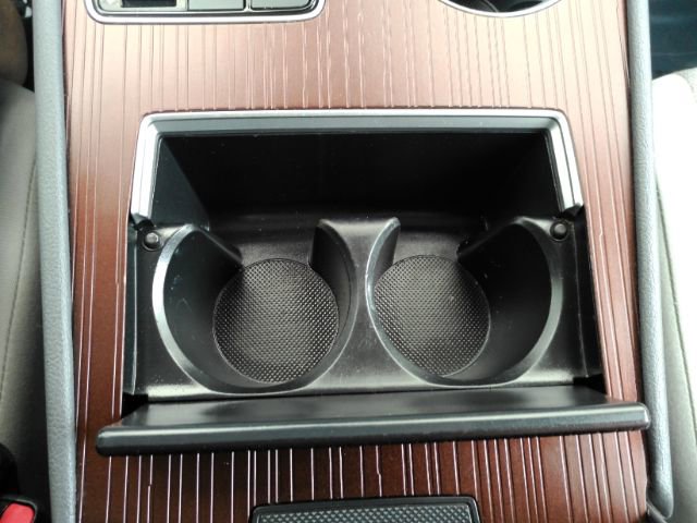 Used 2023 Toyota Sienna LE FWD image 50