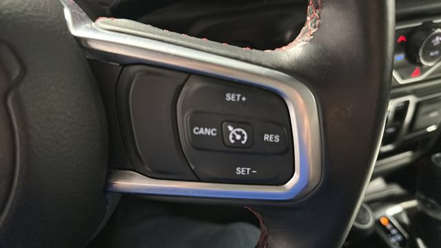 Used 2018 Jeep Wrangler Unlimited Rubicon w/ Steel Bumper Group AWD/4WD image 12