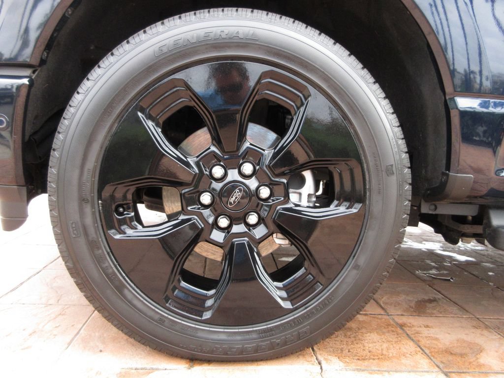 Certified 2023 Ford F150 Lightning Platinum AWD/4WD image 9
