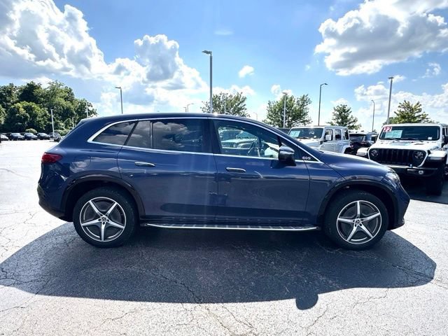 Used 2023 Mercedes-Benz EQS 580 4MATIC SUV image 16