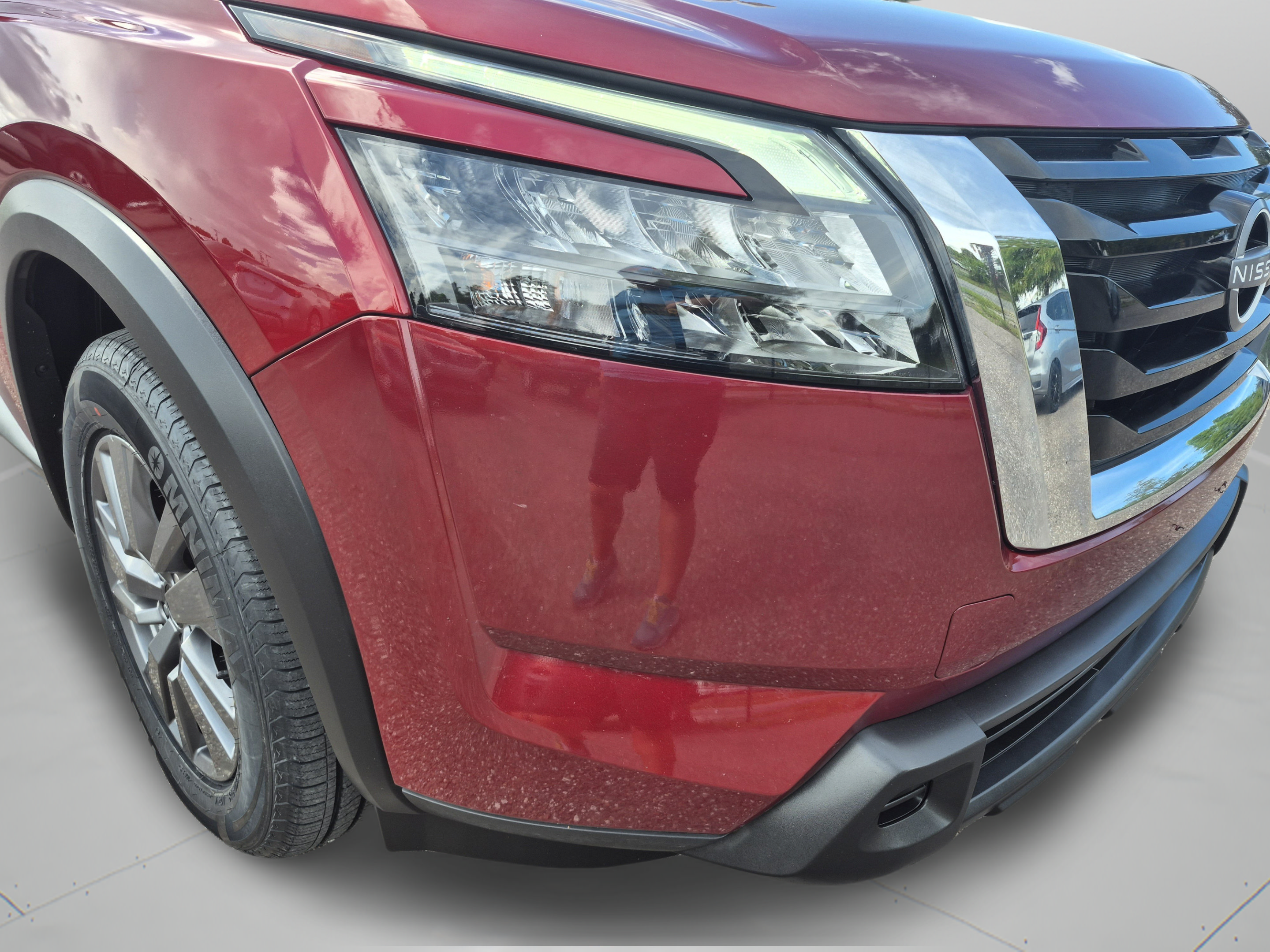 Used 2024 Nissan Pathfinder SV AWD/4WD image 33