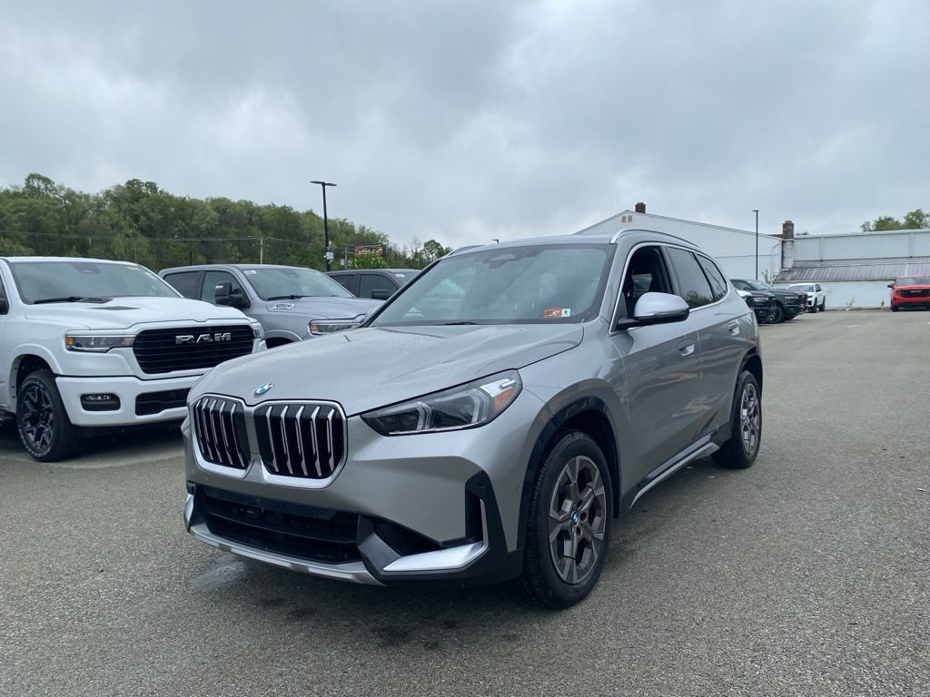 Used 2024 BMW X1 xDrive28i AWD/4WD image 5