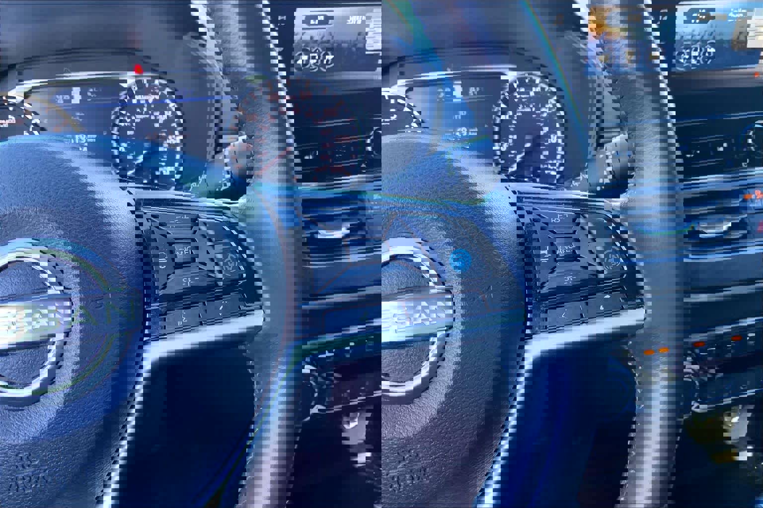 Used 2023 Nissan Altima 2.5 SV w/ SV Premium Package image 24