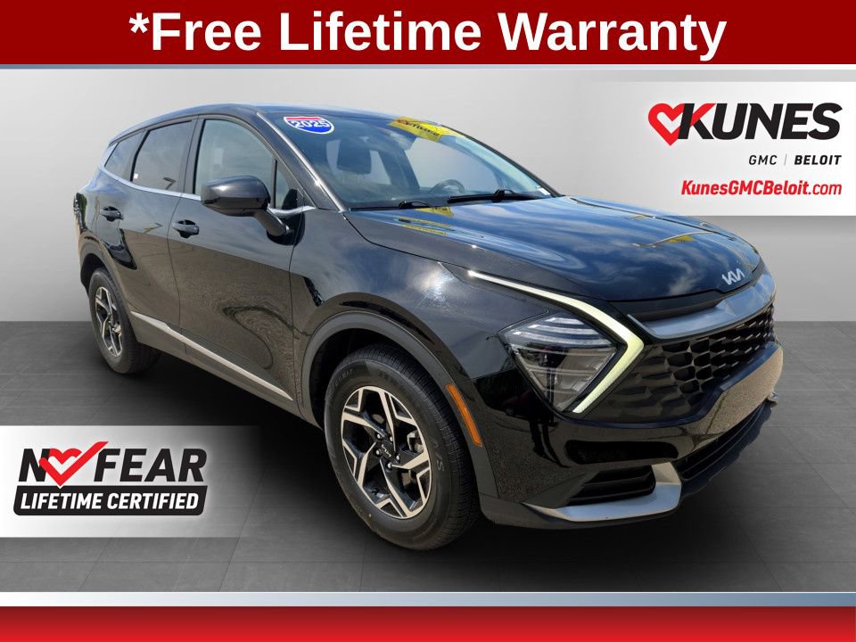 Used 2025 Kia Sportage LX AWD/4WD image 1
