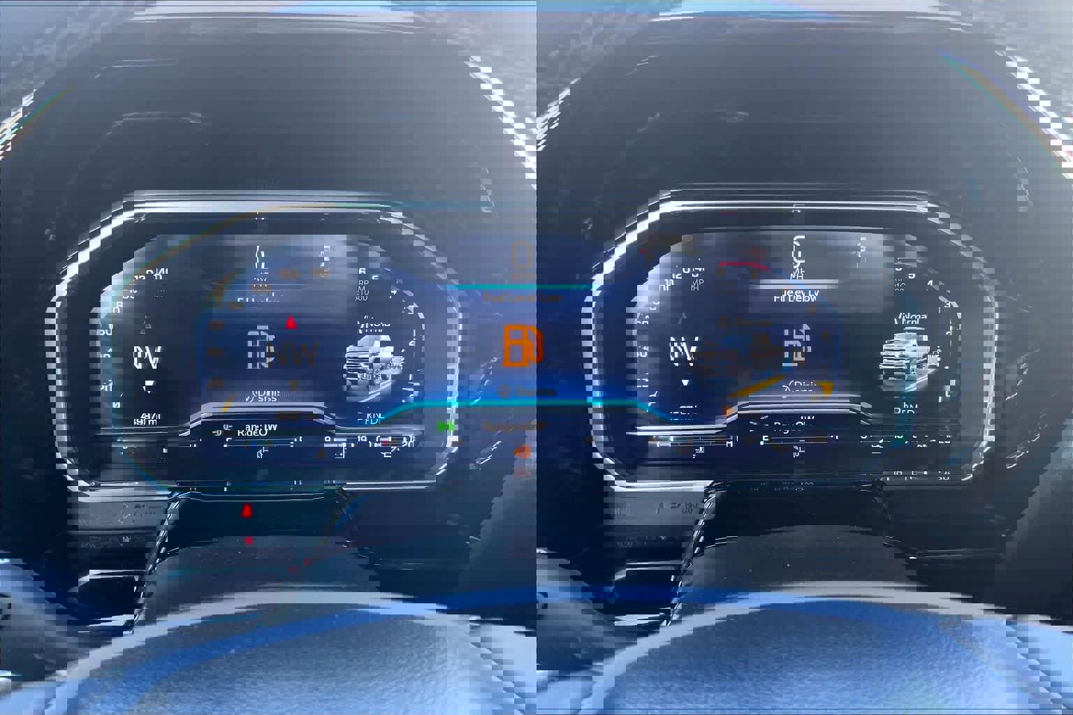 Certified 2025 Chevrolet Silverado 2500 LT w/ Convenience Package image 23